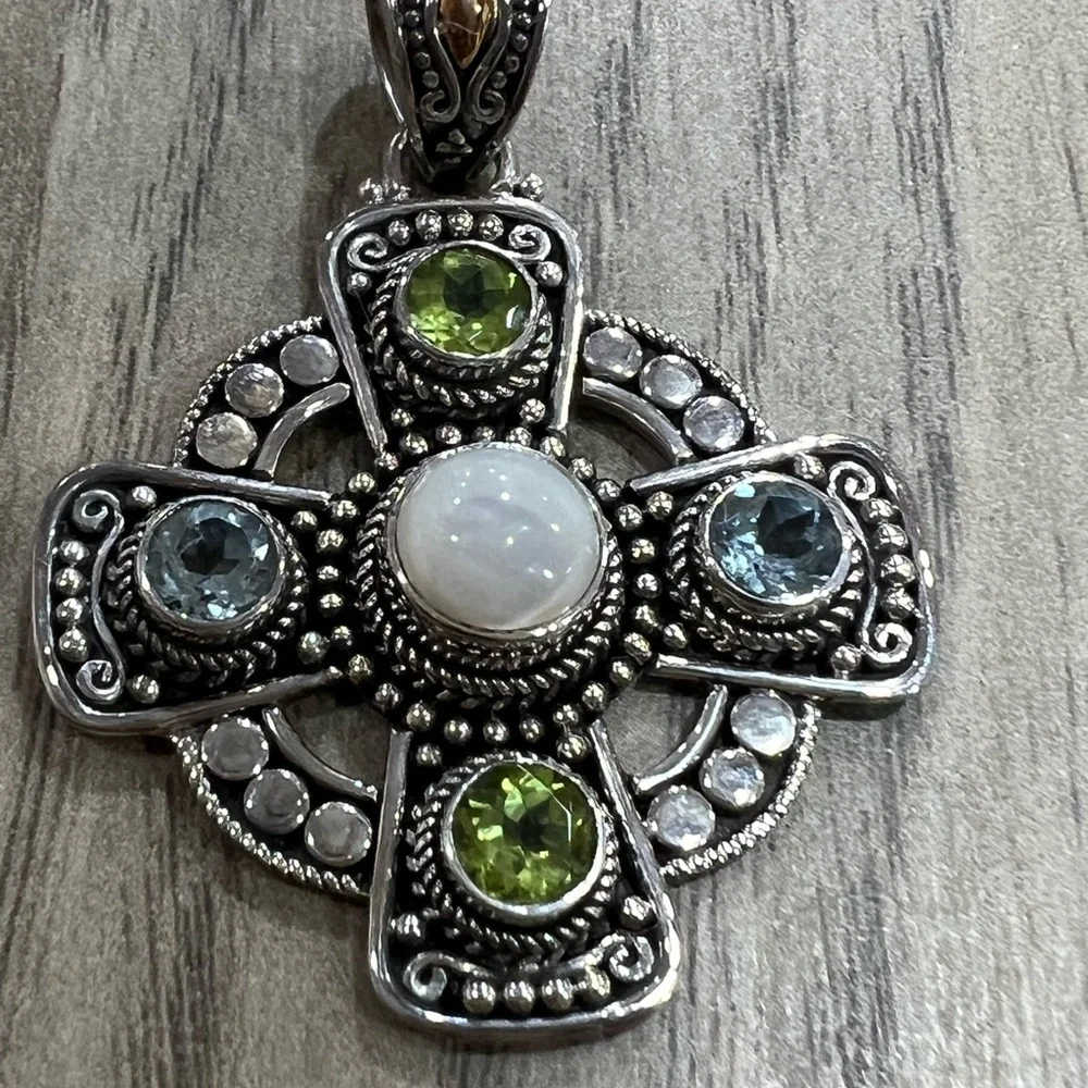 Suarti BA Vintage Sterling Silver 18K Gold MOP Peridot Topaz Pendant